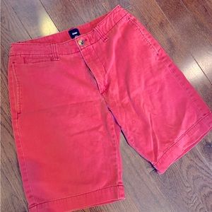 Gap khaki shorts washed red